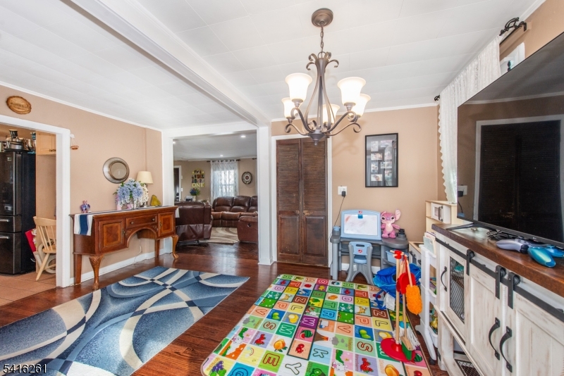 108 Walnut Street Bloomfield, NJ 07003 - Photo 6 of 23