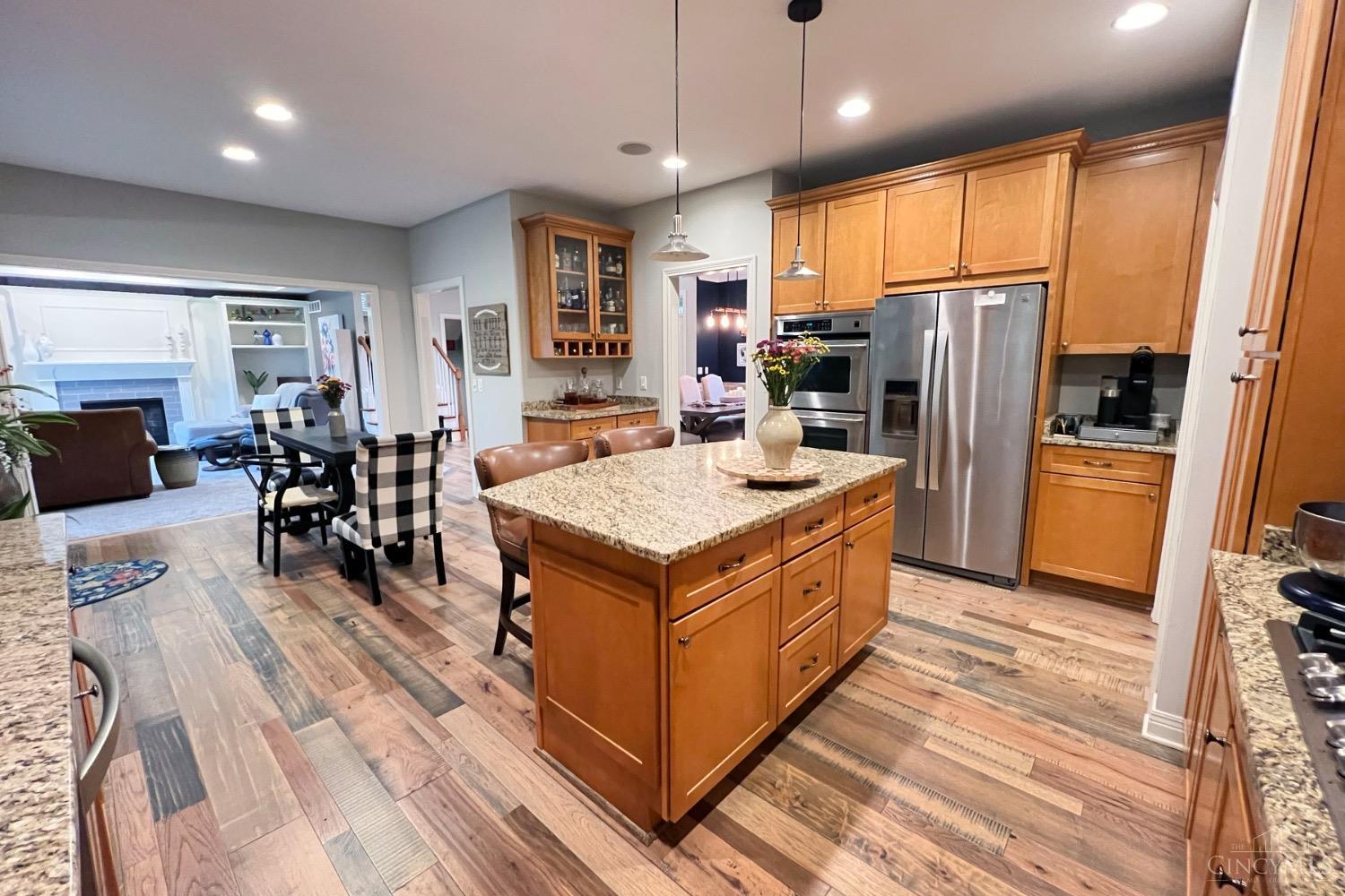3447 Cooper Road Blue Ash, OH 45241 - Photo 11 of 55 Kitchen