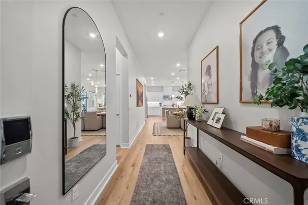 $721,000 | 26729 Greylock Lane, Unit 302, Valencia, CA 91381