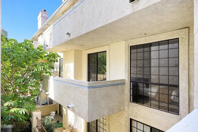 $749,000 | 235 South Holliston Avenue, Unit 211, Pasadena, CA 91106