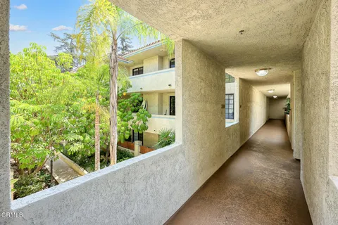 $749,000 | 235 South Holliston Avenue, Unit 211, Pasadena, CA 91106