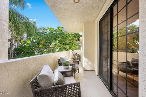 $749,000 | 235 South Holliston Avenue, Unit 211, Pasadena, CA 91106