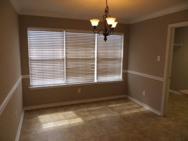 8446 Carousel Court Daphne, AL 36526 - Photo 13 of 22 Breakfast Room
