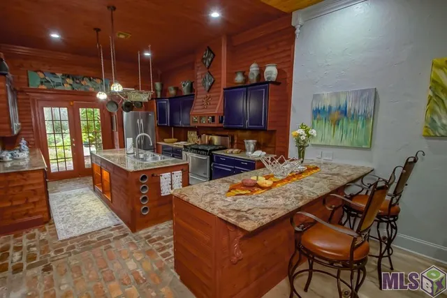 $499,000 | 3701 Capital Heights Avenue, Baton Rouge, LA 70806