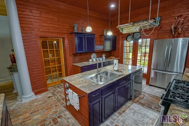 $499,000 | 3701 Capital Heights Avenue, Baton Rouge, LA 70806