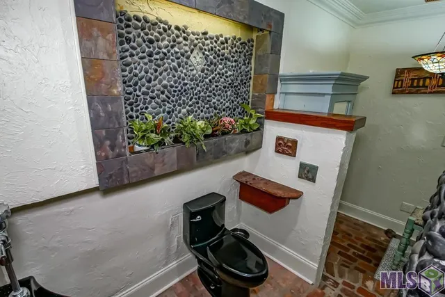 $499,000 | 3701 Capital Heights Avenue, Baton Rouge, LA 70806