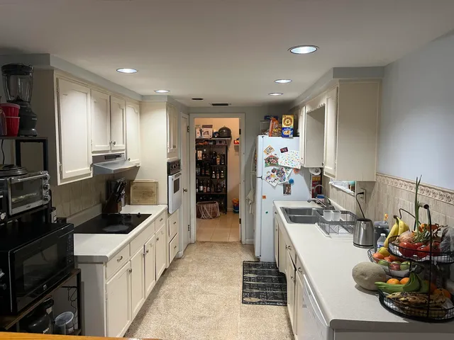 $559,999 | 621 Southwest 68th Avenue, Pembroke Pines, FL 33023