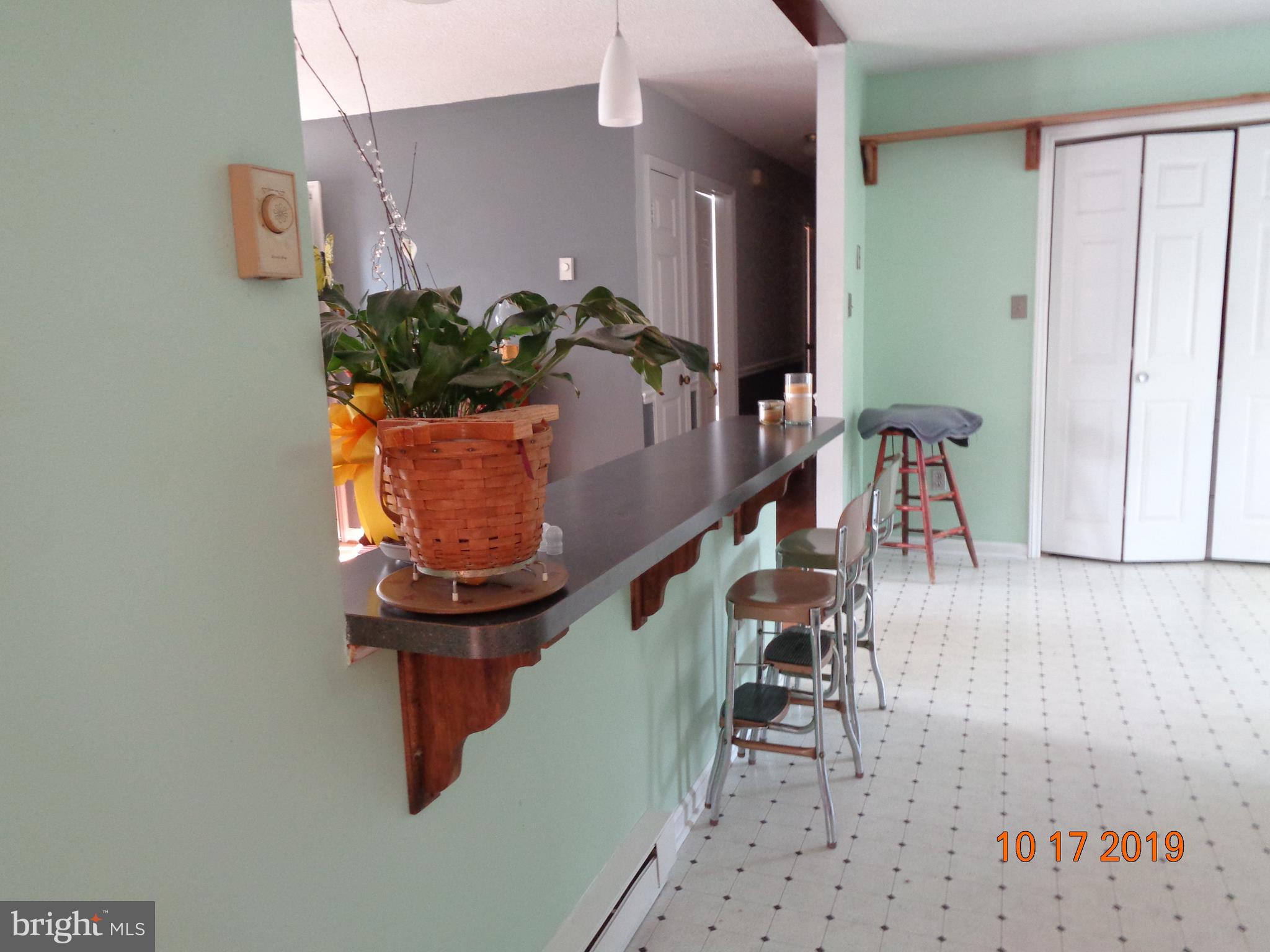 39 Coolidge Road Inwood, WV 25428 - Photo 5 of 26 COUNTER BAR TO EAT OR DRINK COFFEE