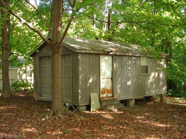 848 Albemarle Road Asheboro, NC 27203 - Photo 26 of 41 Gallery Image 26