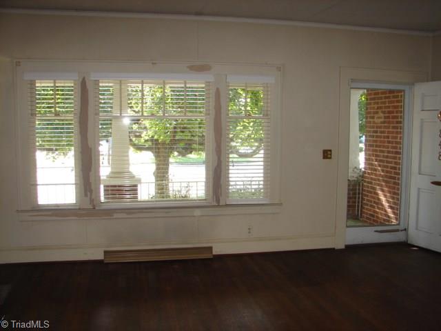 848 Albemarle Road Asheboro, NC 27203 - Photo 4 of 41 Gallery Image 4