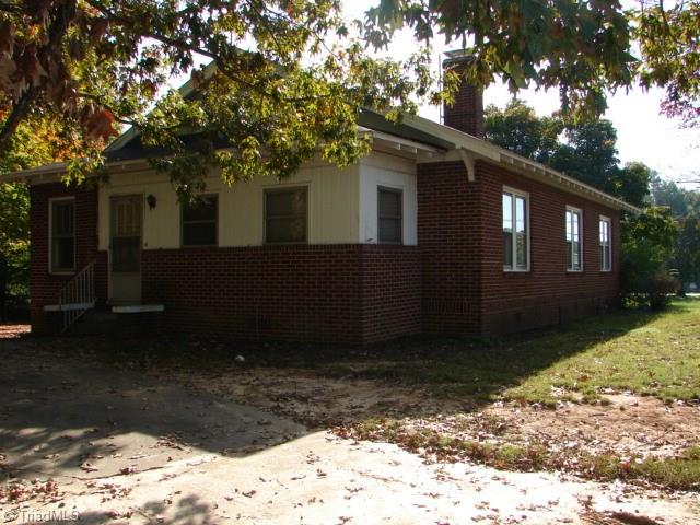 848 Albemarle Road Asheboro, NC 27203 - Photo 36 of 41 Gallery Image 36