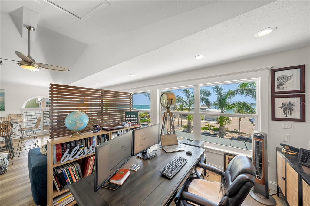 791 Broadway Street Longboat Key, FL 34228 - Photo 31 of 59