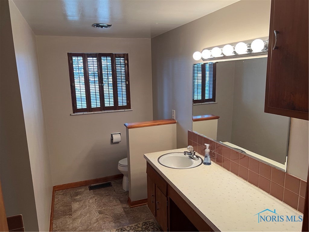 14806 Harris Road Defiance, OH 43512 - Photo 19 of 20 Gallery Image 19