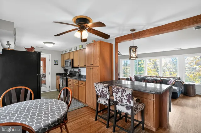 $600,000 | 612 Meadowvale Lane, Media, PA 19063