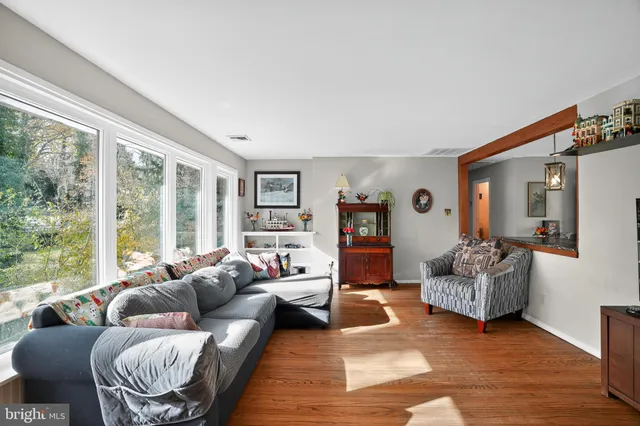 $600,000 | 612 Meadowvale Lane, Media, PA 19063