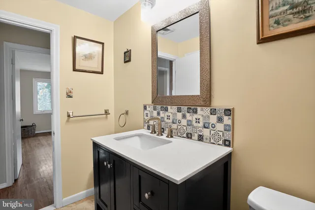 $600,000 | 612 Meadowvale Lane, Media, PA 19063