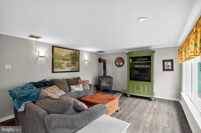 $600,000 | 612 Meadowvale Lane, Media, PA 19063