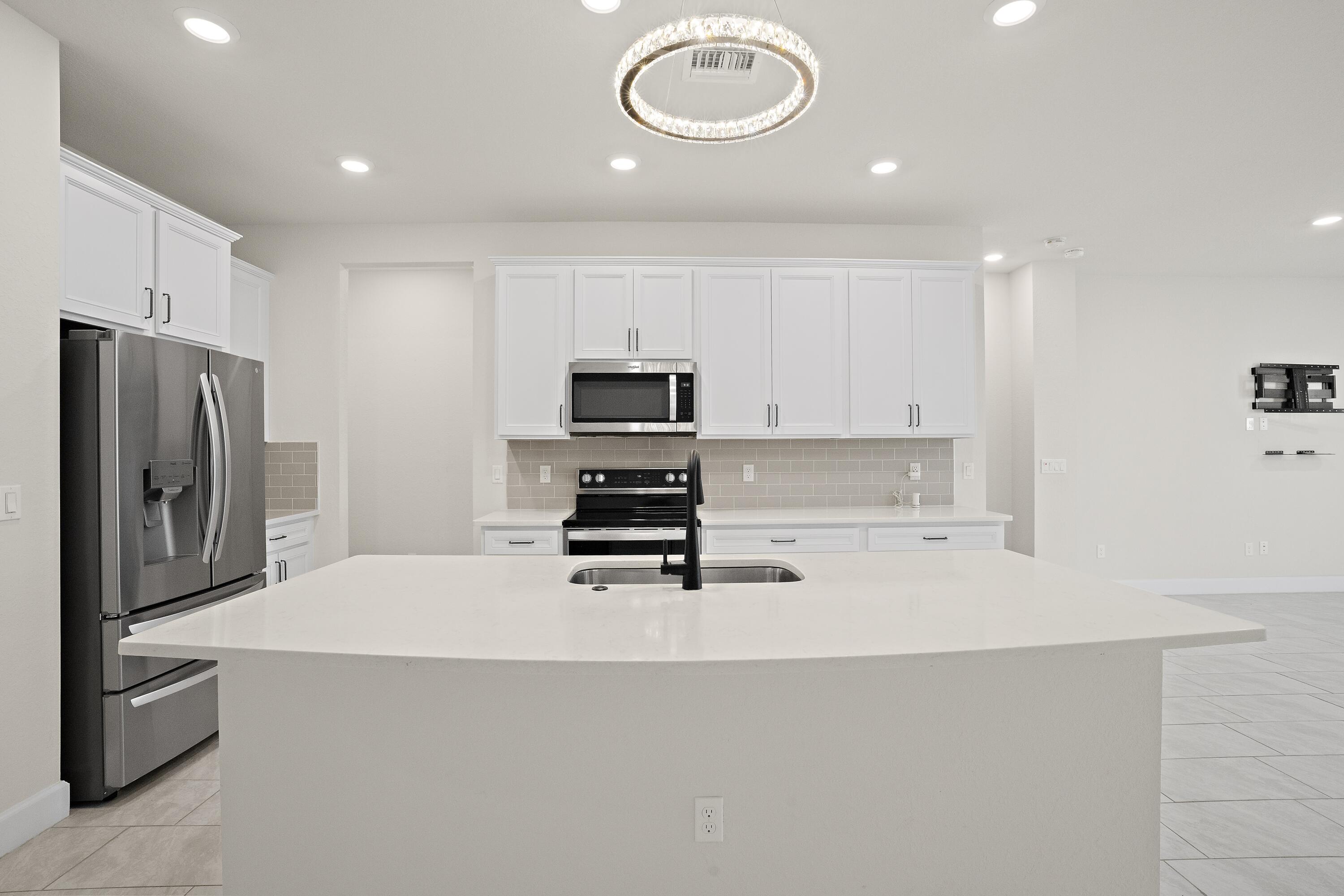 1866 Southeast Tarni Way Stuart, FL 34996 - Photo 12 of 58 1866 SE Tarni Way