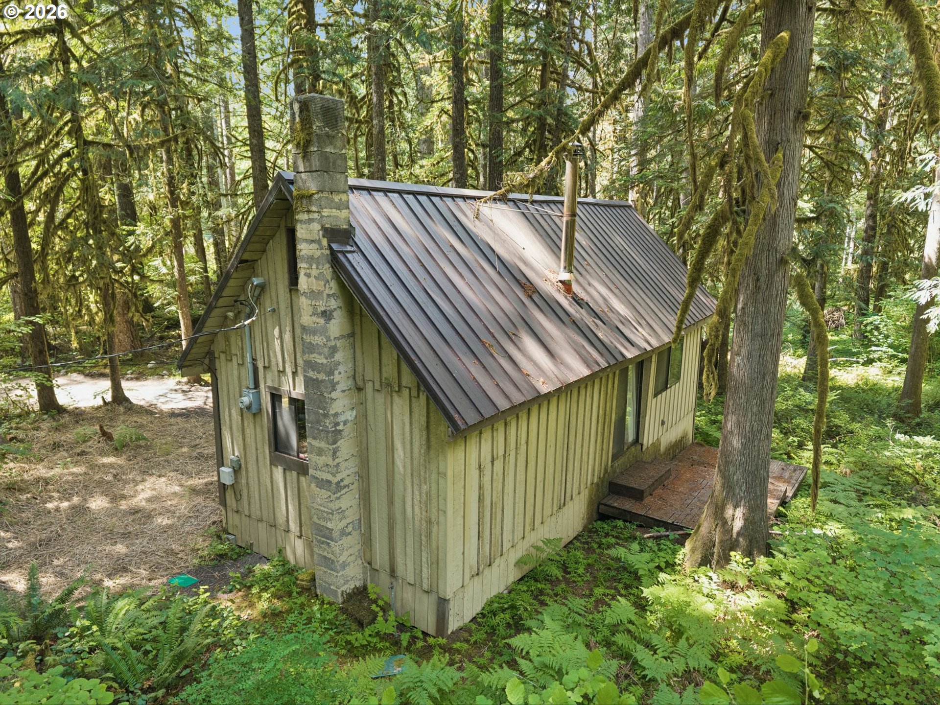 28320 Road 20 Rhododendron, OR 97049 - Photo 6 of 41