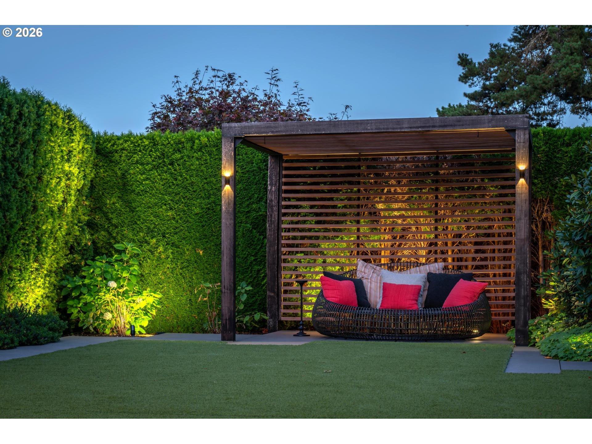 2878 Northwest Cumberland Road Portland, OR 97210 - Photo 13 of 46 Gallery Image 13