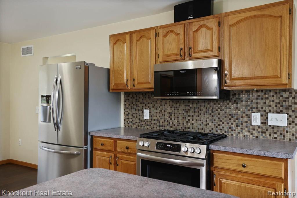 3353 Murphy Lake Road Millington, MI 48746 - Photo 22 of 68