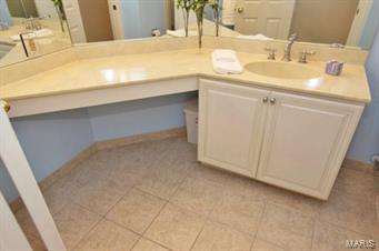 5 Preston Ridge Court Chesterfield, MO 63017 - Photo 45 of 61 Gallery Image 45