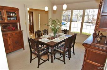 5 Preston Ridge Court Chesterfield, MO 63017 - Photo 8 of 61 Gallery Image 8