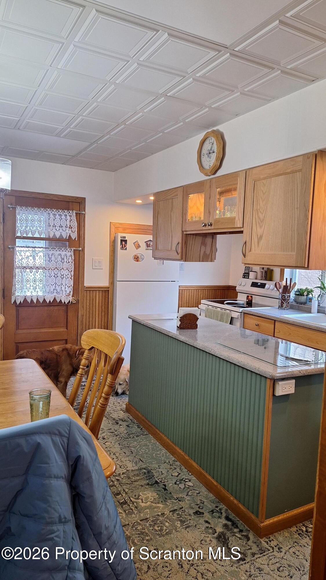 1947 Myrtle Street Scranton, PA 18510 - Photo 14 of 33 a room with furniture and window