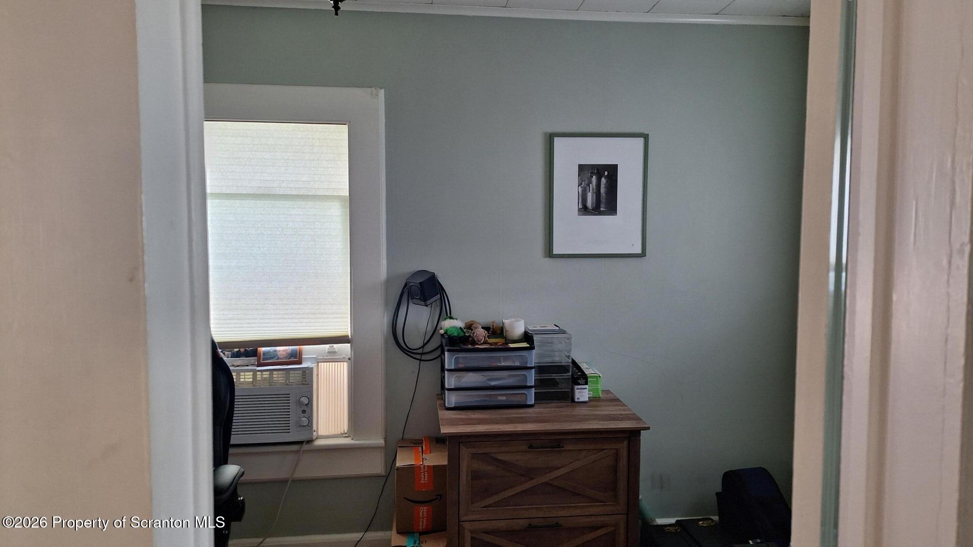 1947 Myrtle Street Scranton, PA 18510 - Photo 24 of 33 a view of a workspace