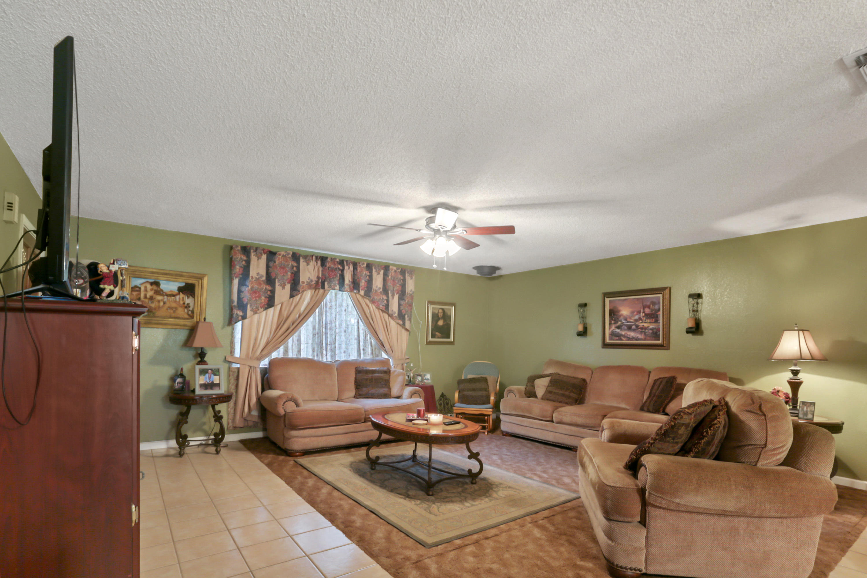 2171 North Belmont Road, Unit A Exeter, CA 93221 - Photo 16 of 32 2H1A7993