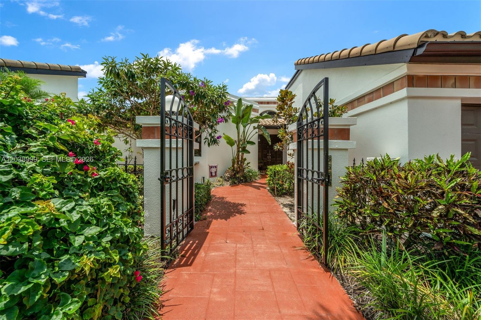 6540 Via Rosa Boca Raton, FL 33433 - Photo 5 of 42