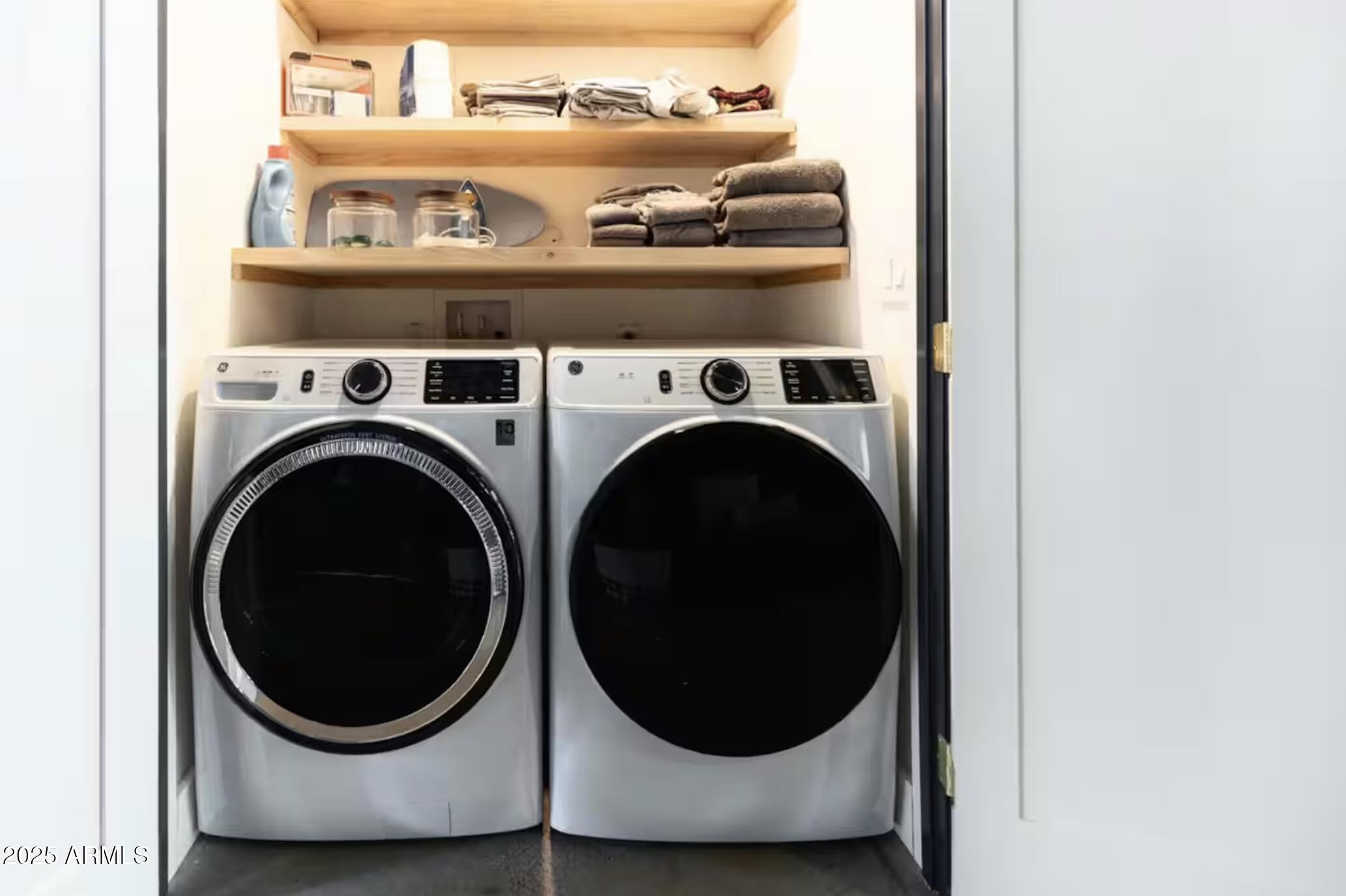 68 West Lewis Avenue Phoenix, AZ 85003 - Photo 29 of 42 a close up view of a washer and dryer