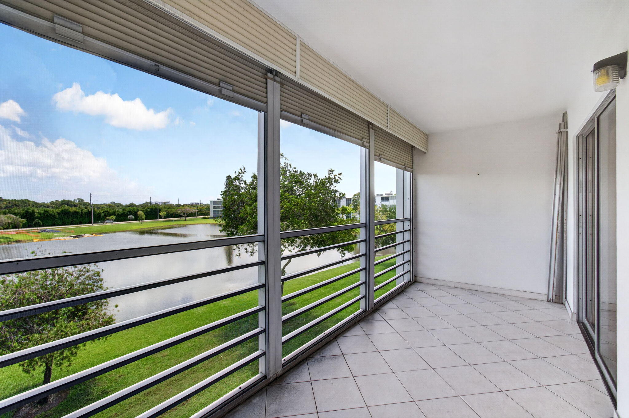 3044 Lincoln A Boca Raton, FL 33434 - Photo 44 of 100 54-web-or-mls-DSC_3675