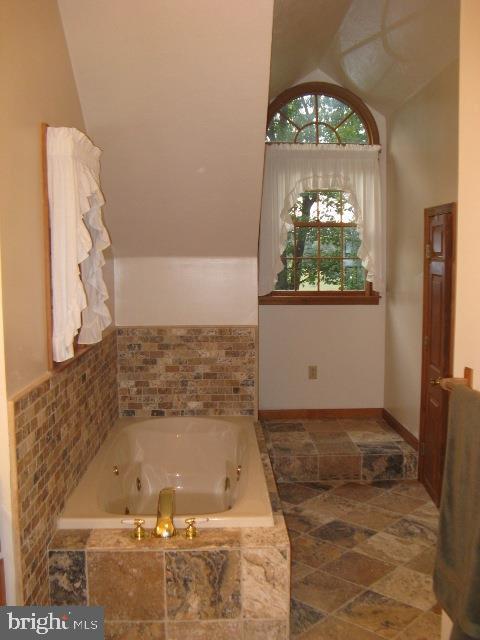 4682 Beards School Road Spring Grove, PA 17362 - Photo 24 of 36 Gallery Image 24