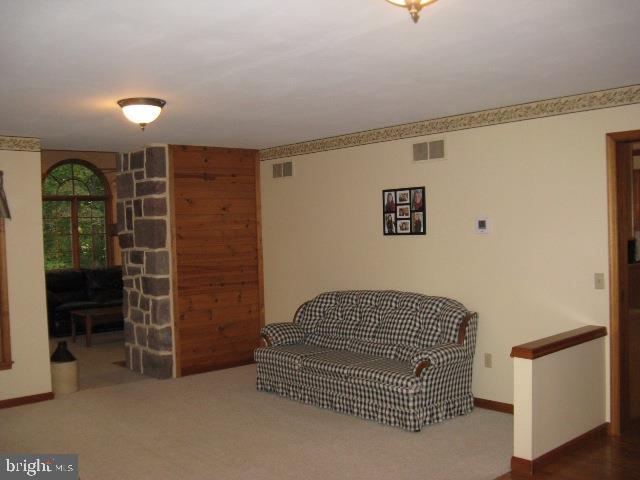 4682 Beards School Road Spring Grove, PA 17362 - Photo 9 of 36 Gallery Image 9