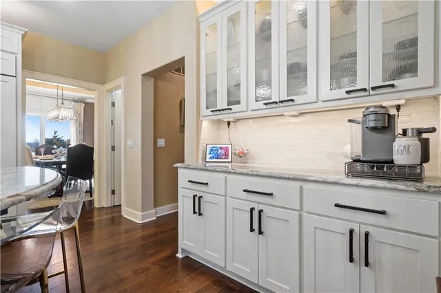 $2,750,000 | 20711 Benson Street, Bucyrus, KS 66013