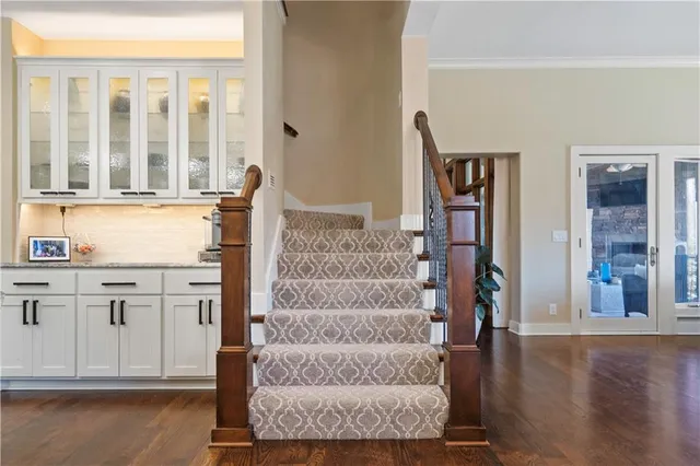 $2,750,000 | 20711 Benson Street, Bucyrus, KS 66013