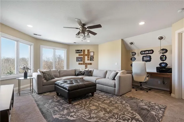 $2,750,000 | 20711 Benson Street, Bucyrus, KS 66013