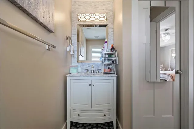 $2,750,000 | 20711 Benson Street, Bucyrus, KS 66013