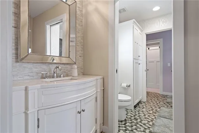 $2,750,000 | 20711 Benson Street, Bucyrus, KS 66013