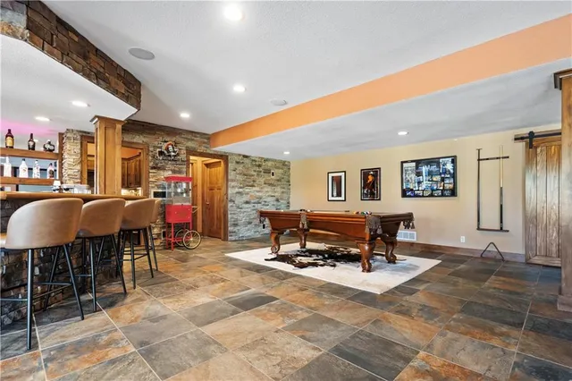 $2,750,000 | 20711 Benson Street, Bucyrus, KS 66013