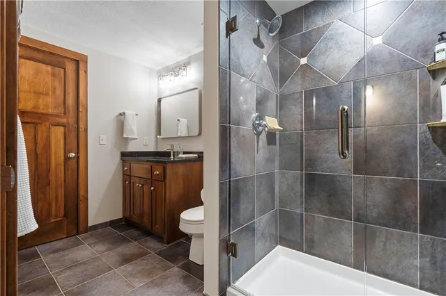 $2,750,000 | 20711 Benson Street, Bucyrus, KS 66013