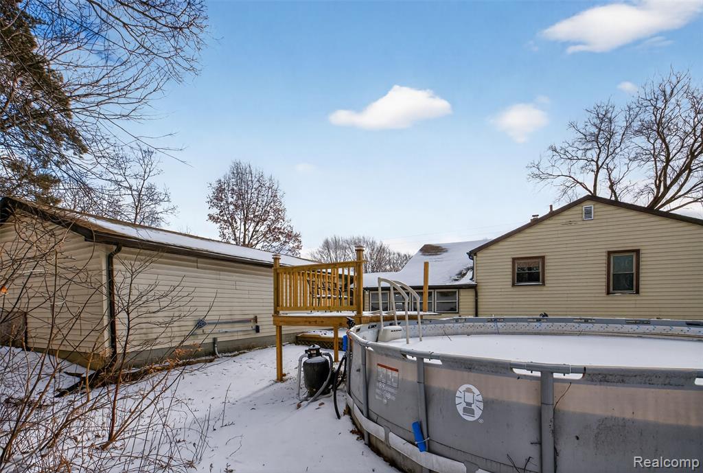 3241 East Curtis Road Birch Run, MI 48415 - Photo 10 of 47