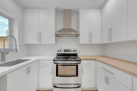 $3,300 | 3050 Southwest 23rd Terrace, Miami, FL 33145