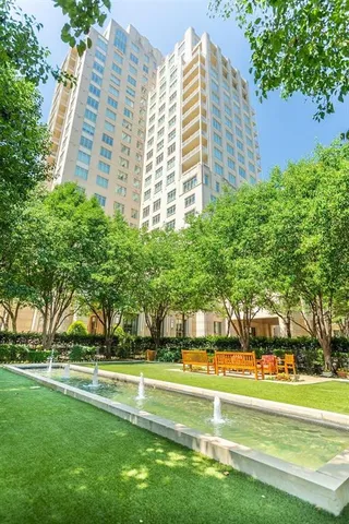 $10,000 | 2525 North Pearl Street, Unit 1106, Dallas, TX 75201
