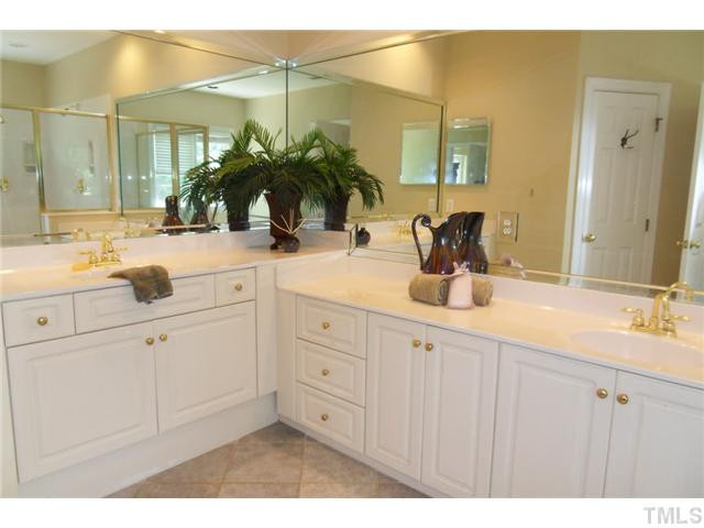 4500 Laurel Hills Road Raleigh, NC 27612 - Photo 10 of 18 MASTER BATH!