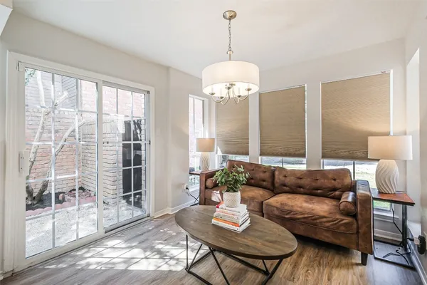 $3,000 | 1565 Beaconshire, Houston, TX 77077
