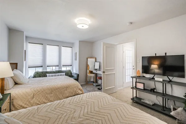 $3,000 | 1565 Beaconshire, Houston, TX 77077