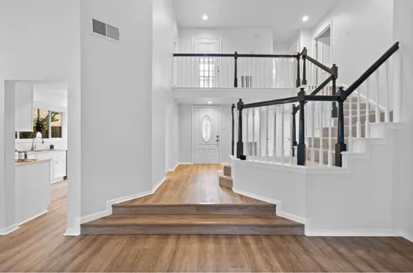 $3,000 | 1565 Beaconshire, Houston, TX 77077