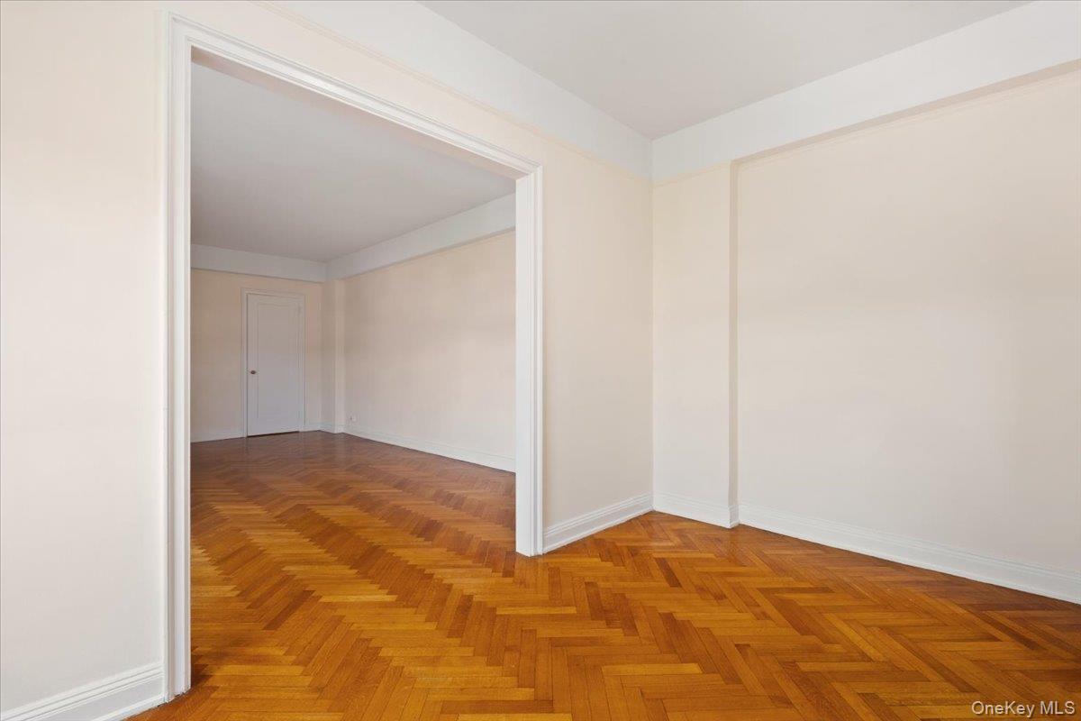 45 Popham Road, Unit 4J Scarsdale, NY 10583 - Photo 8 of 28